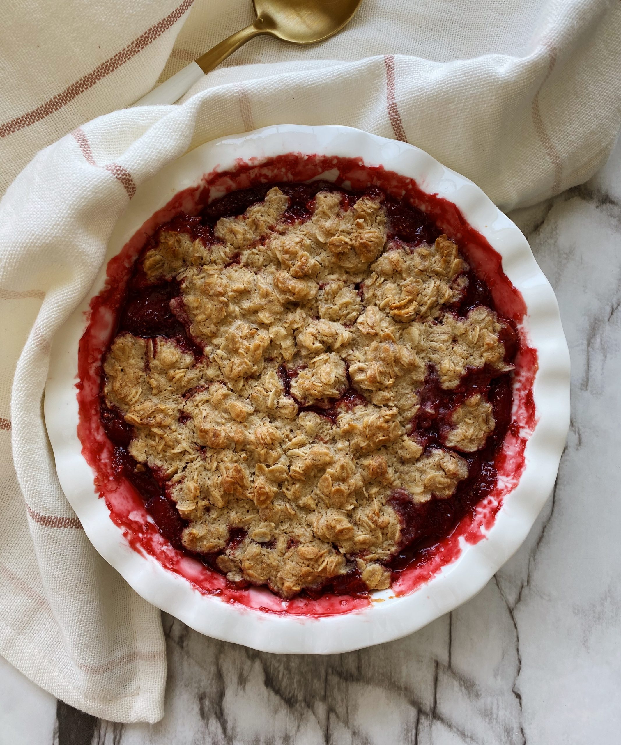 gluten-free strawberry crisp