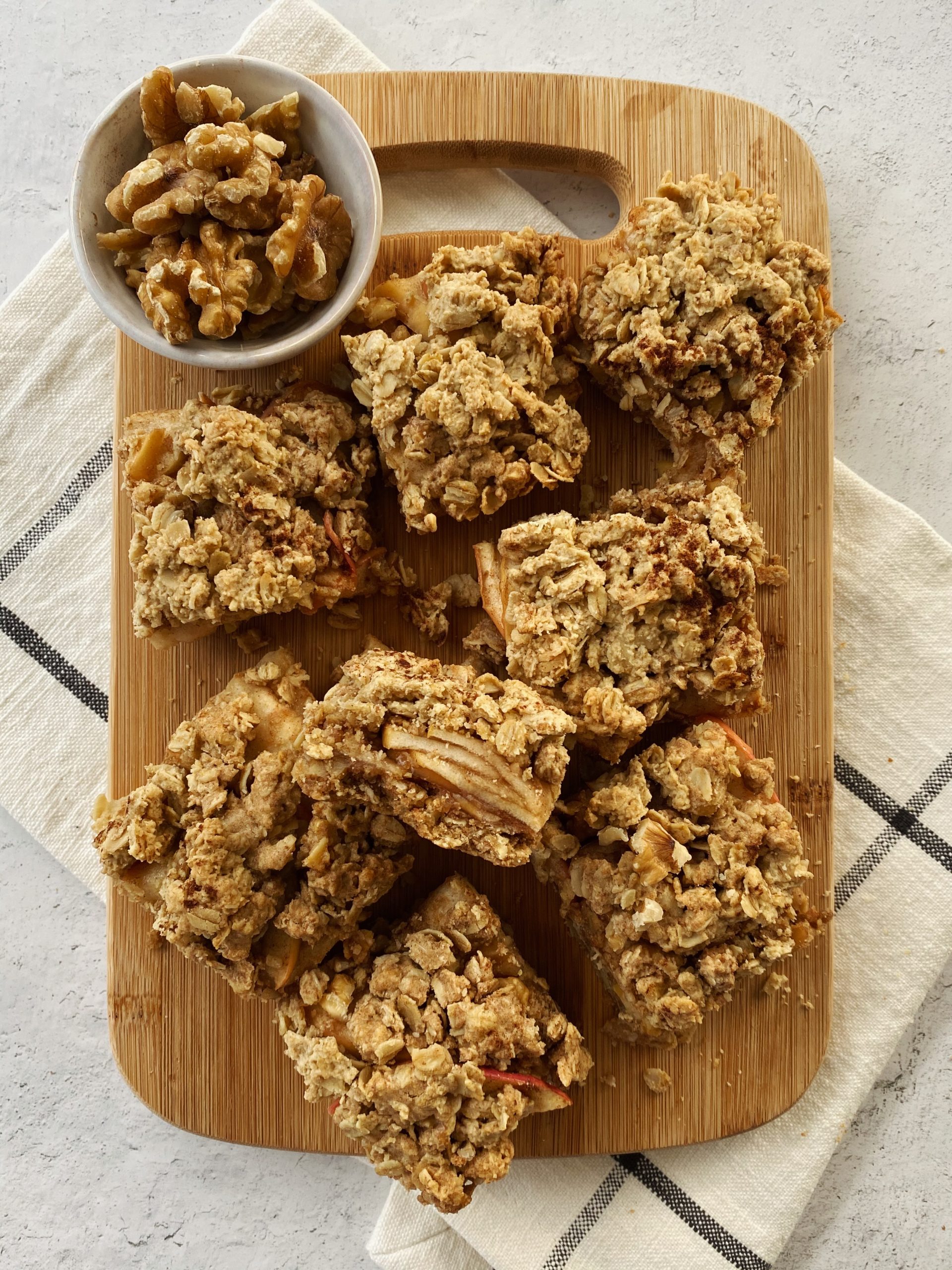 apple walnut oatmeal bars