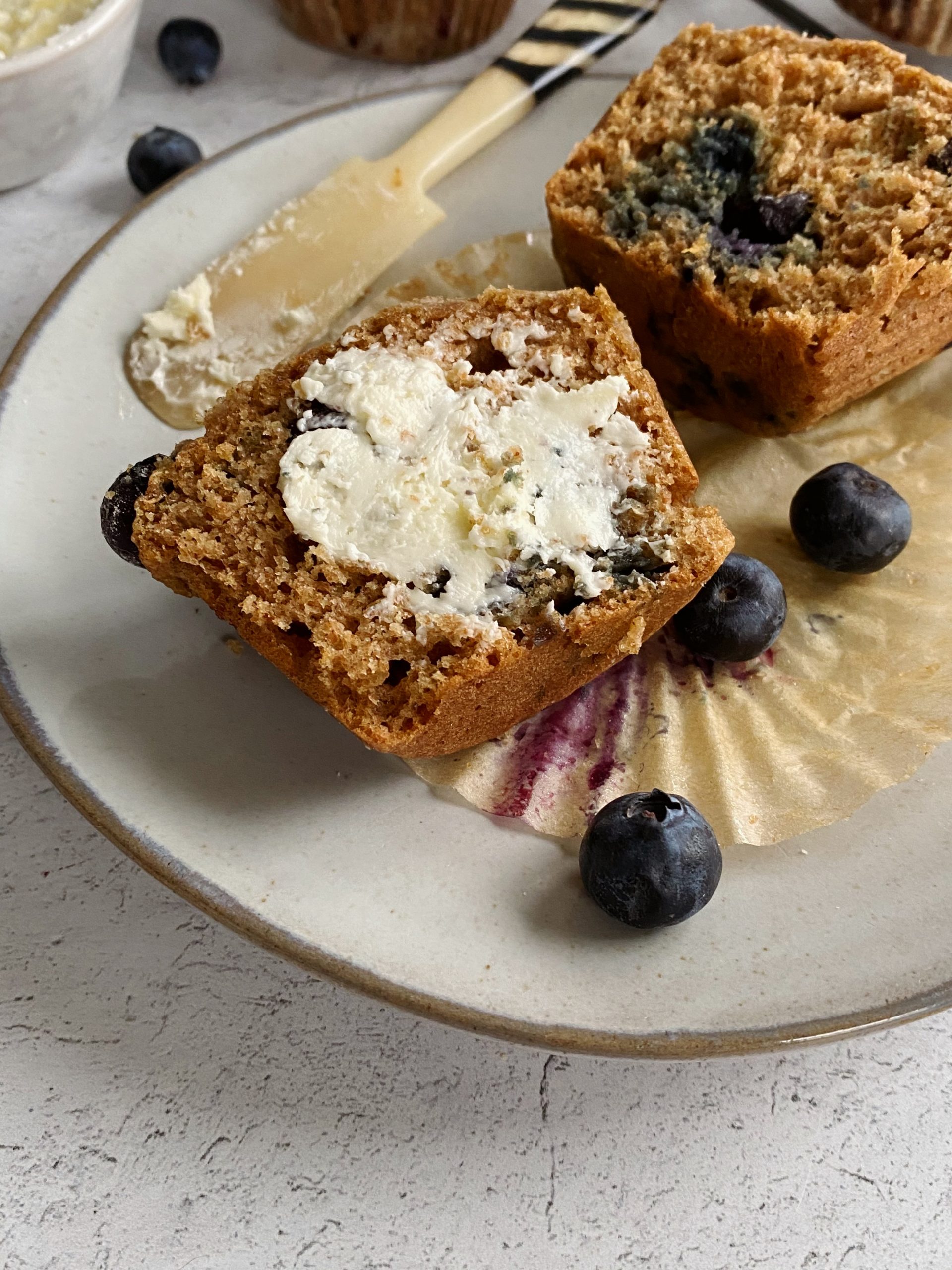 healthy blueberry muffins 