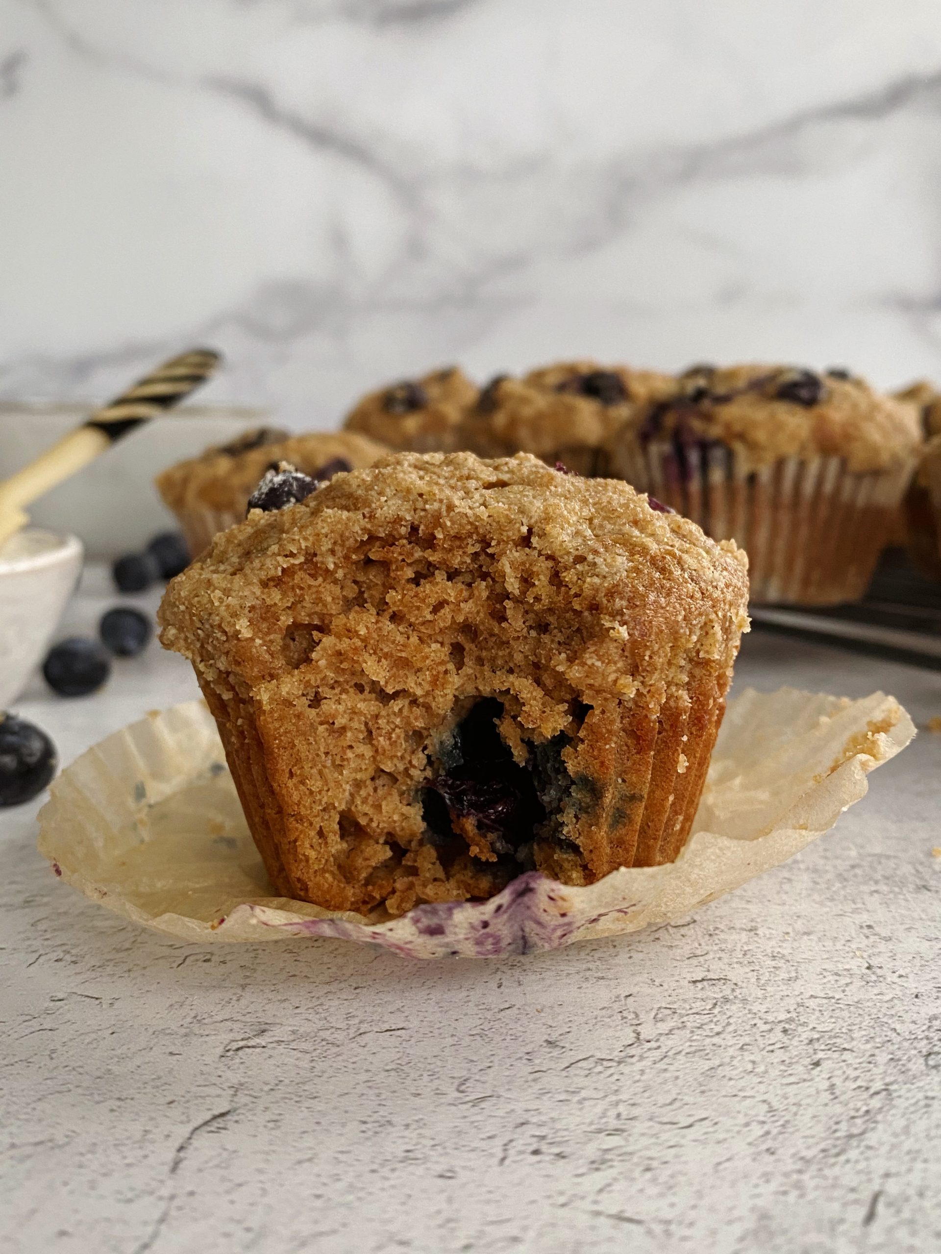 healthy blueberry muffins 