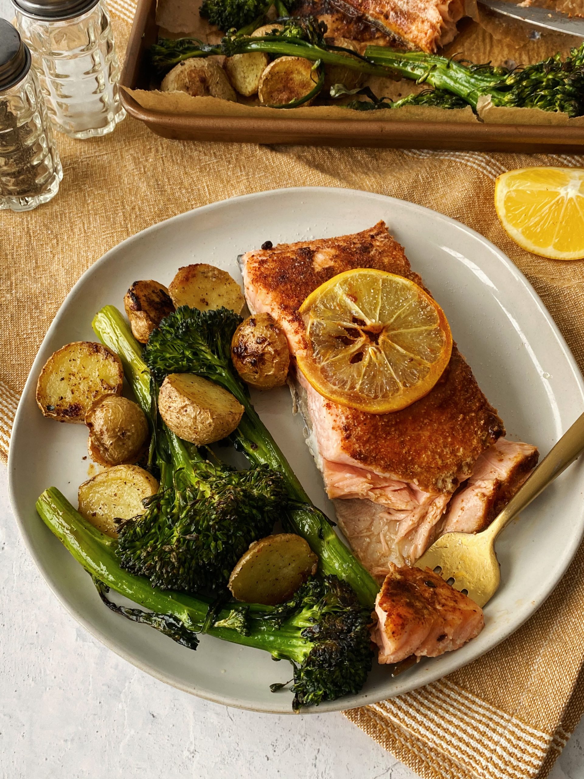 sheet pan salmon