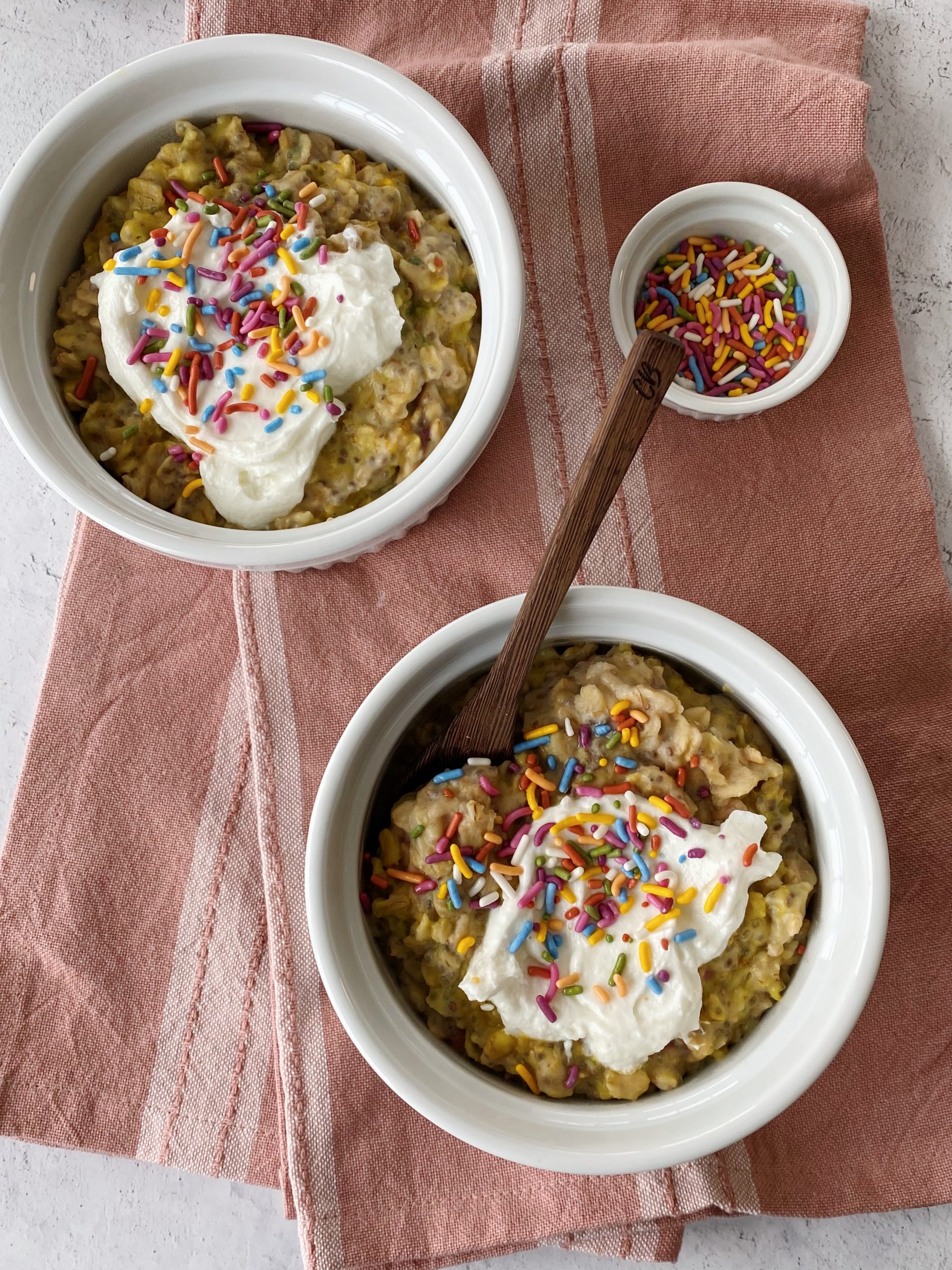 birthday cake oatmeal 
