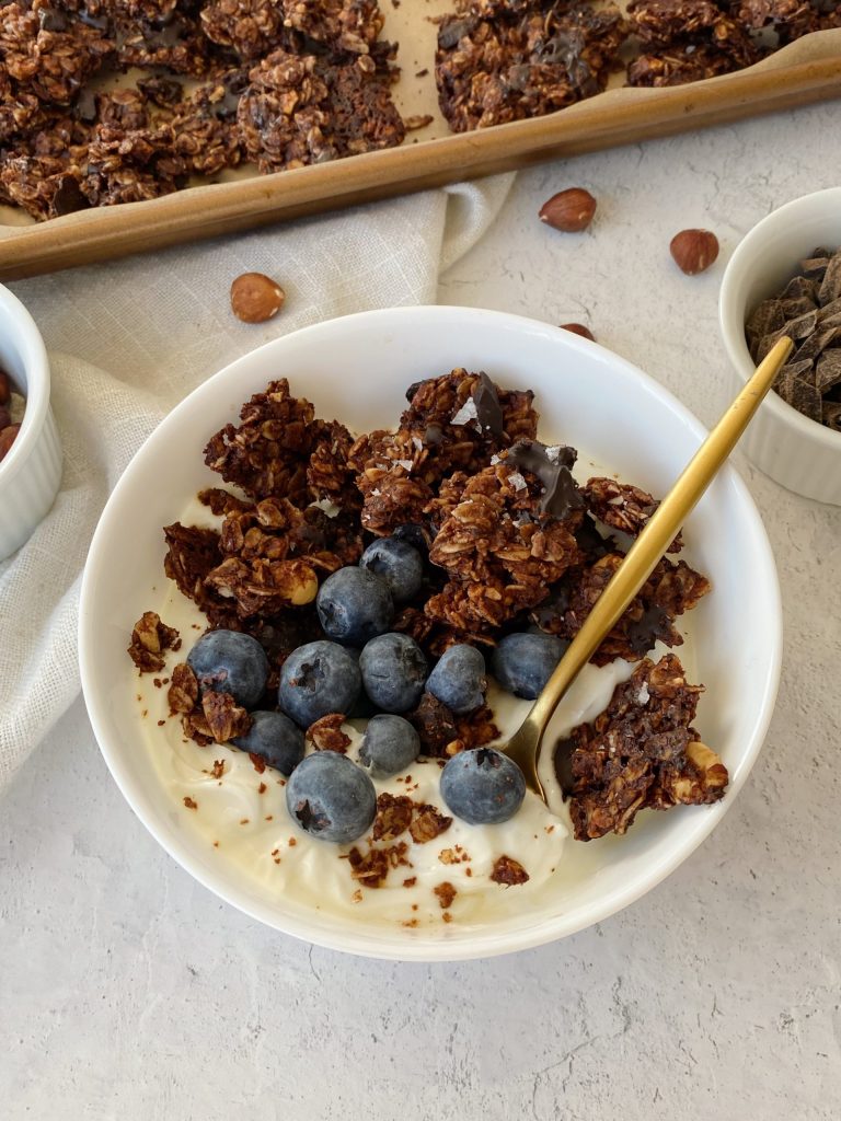 homemade chocolate granola