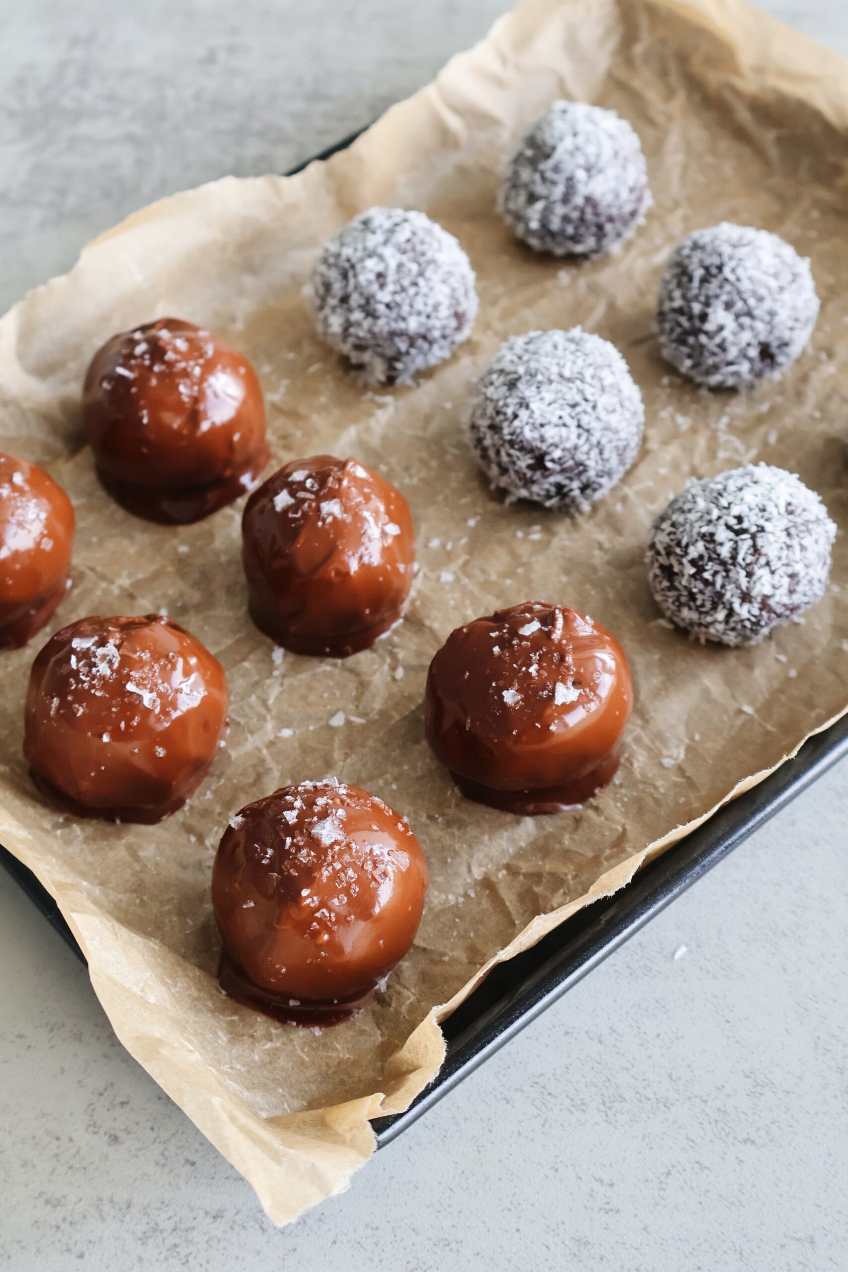 No-Bake Brownie Truffles