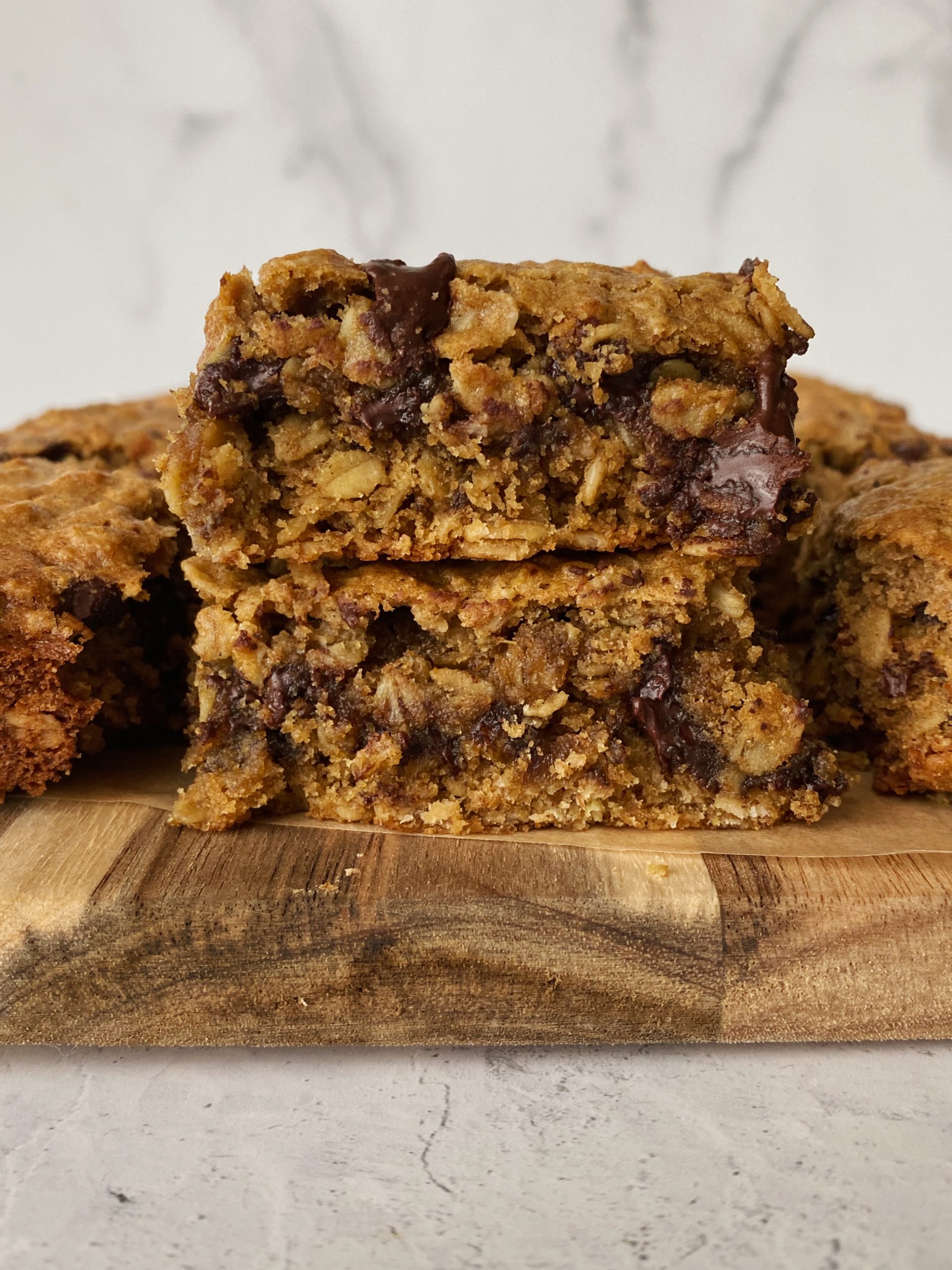 chocolate chip oatmeal bars
