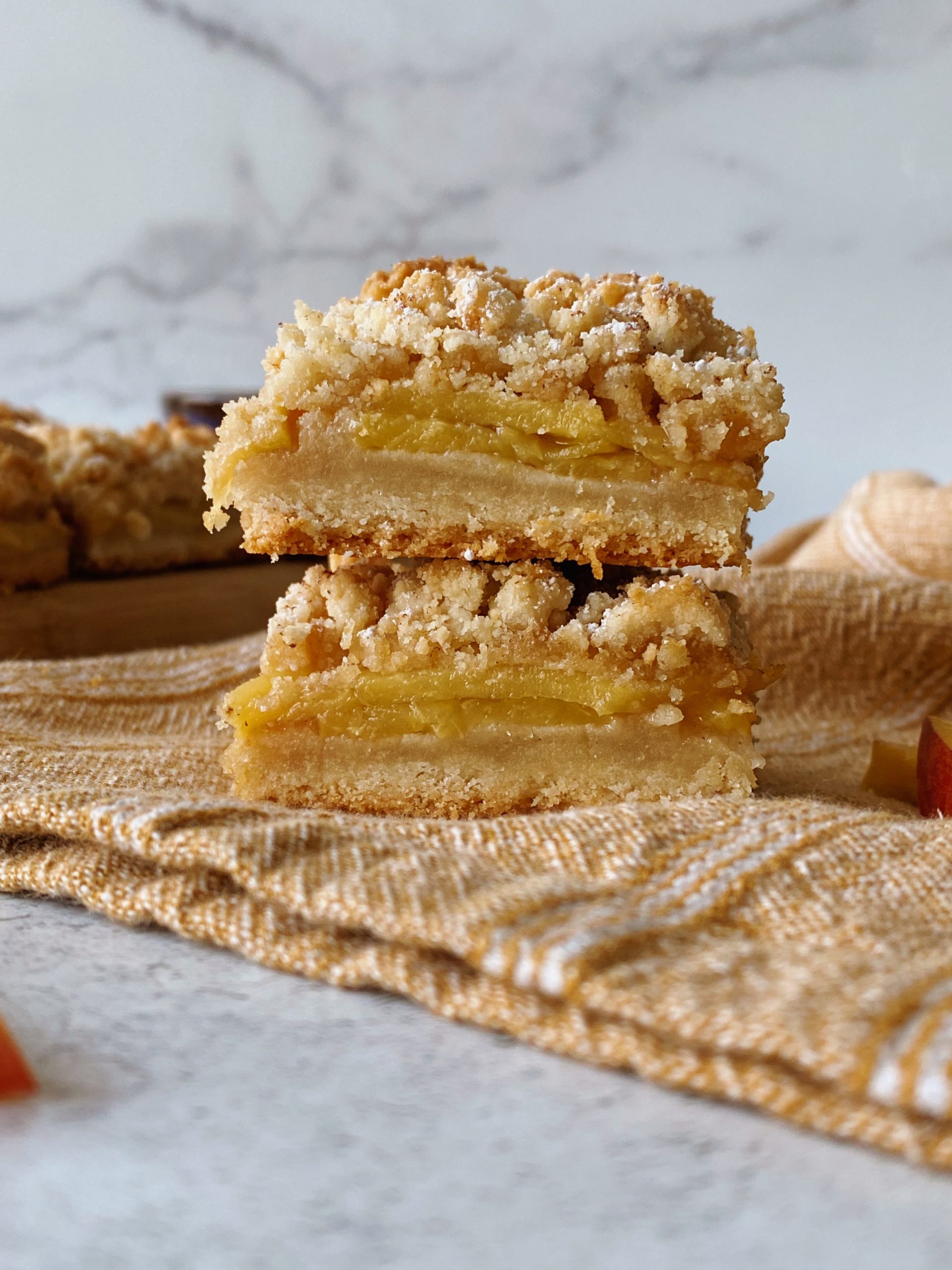 peach crumble bars