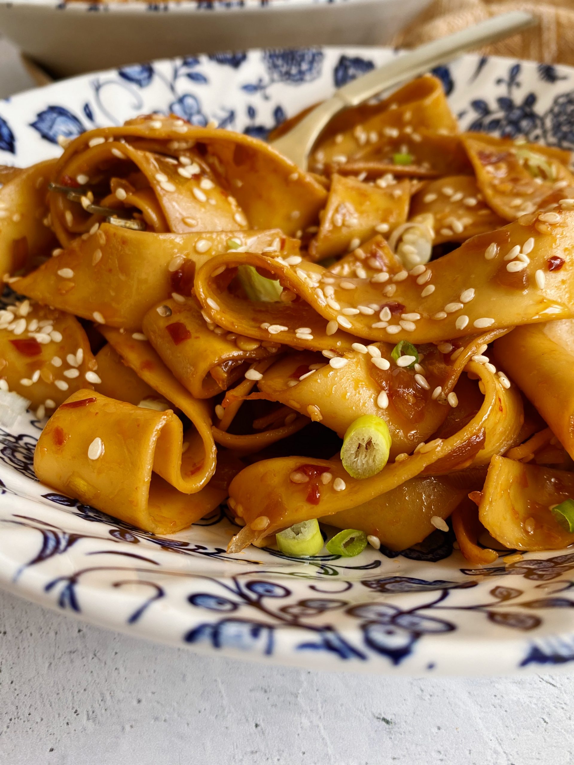 chili garlic noodles