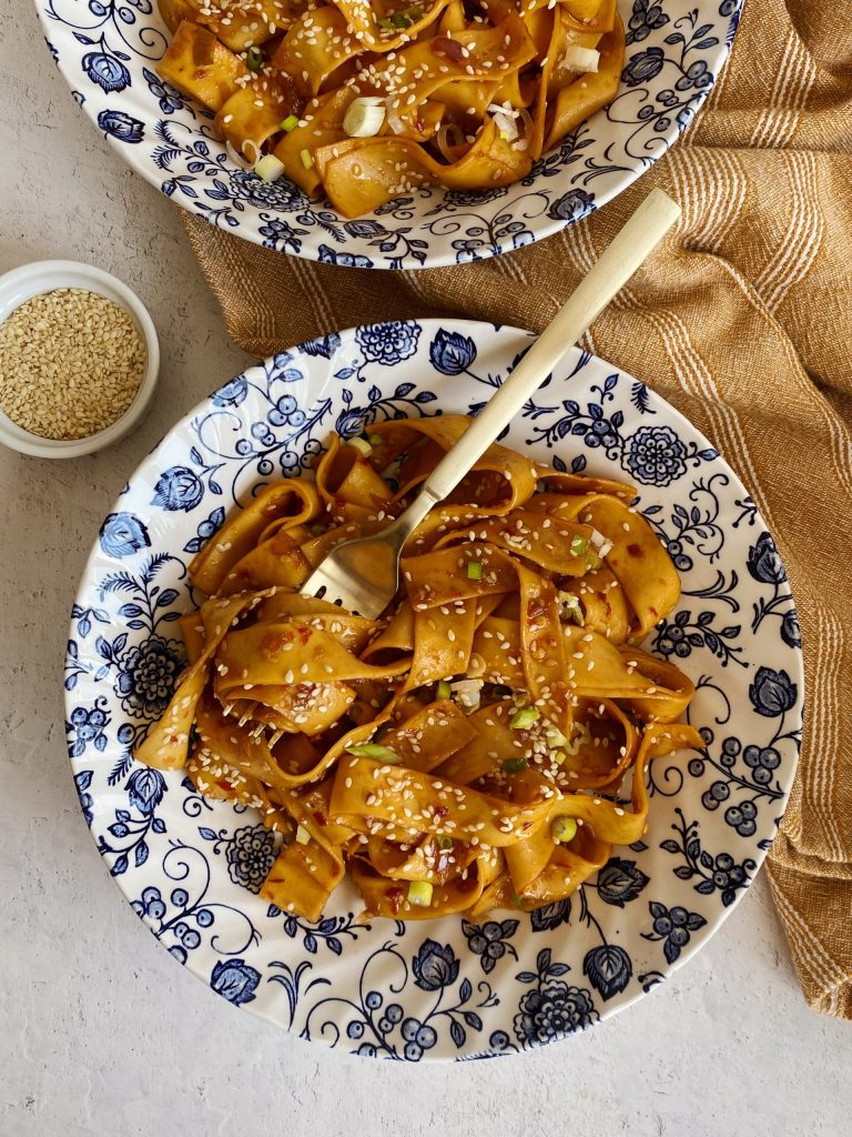 chili garlic noodles