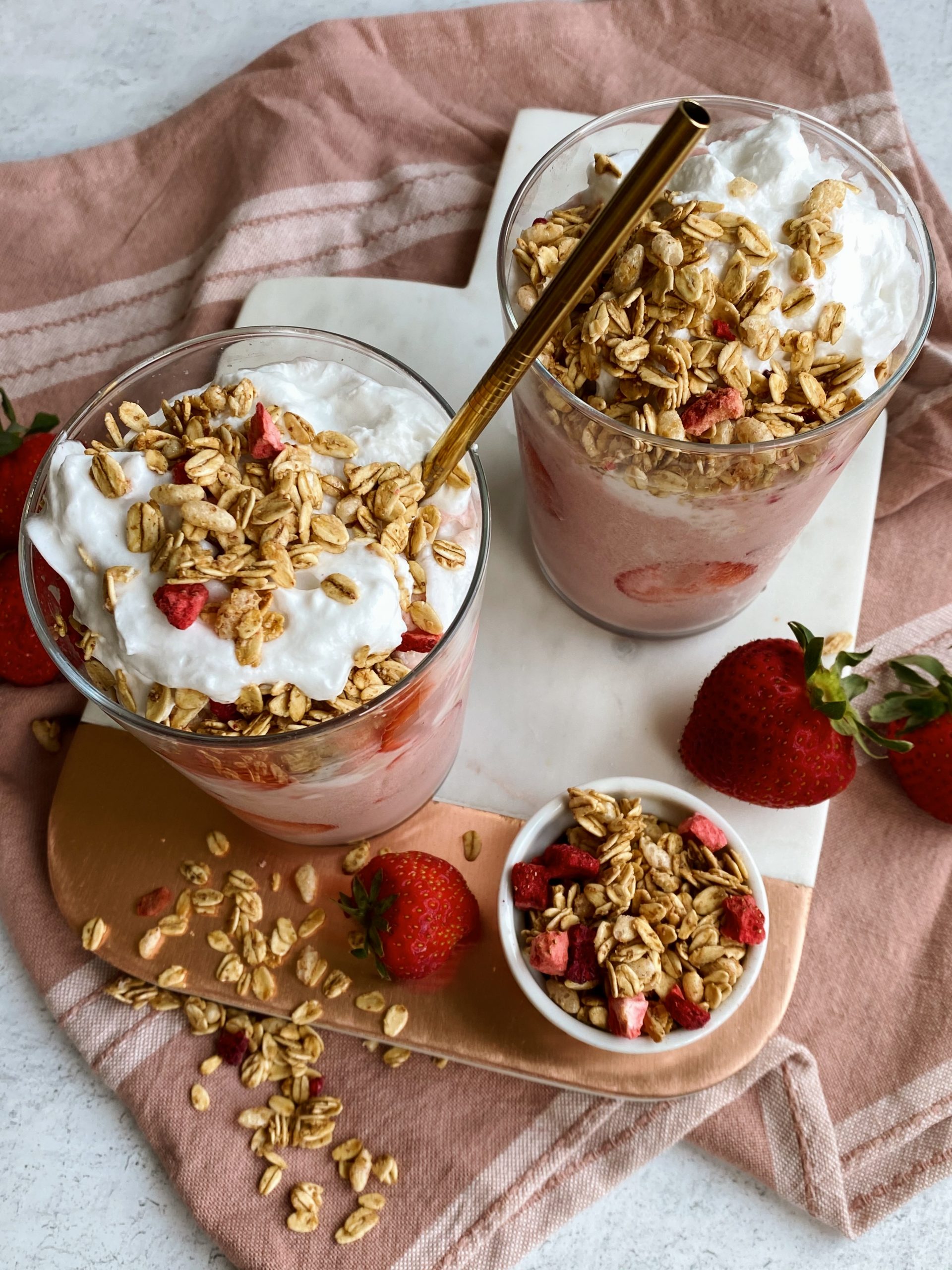 creamy strawberry smoothie