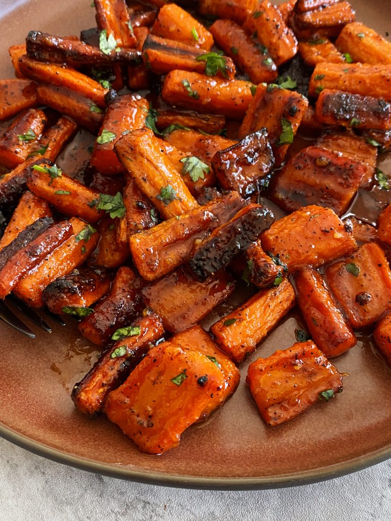honey sriracha carrots