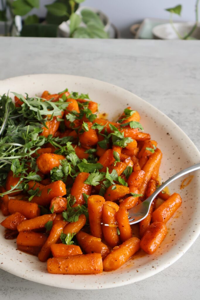 honey sriracha carrots