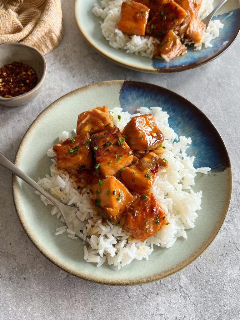 sweet chili salmon bites