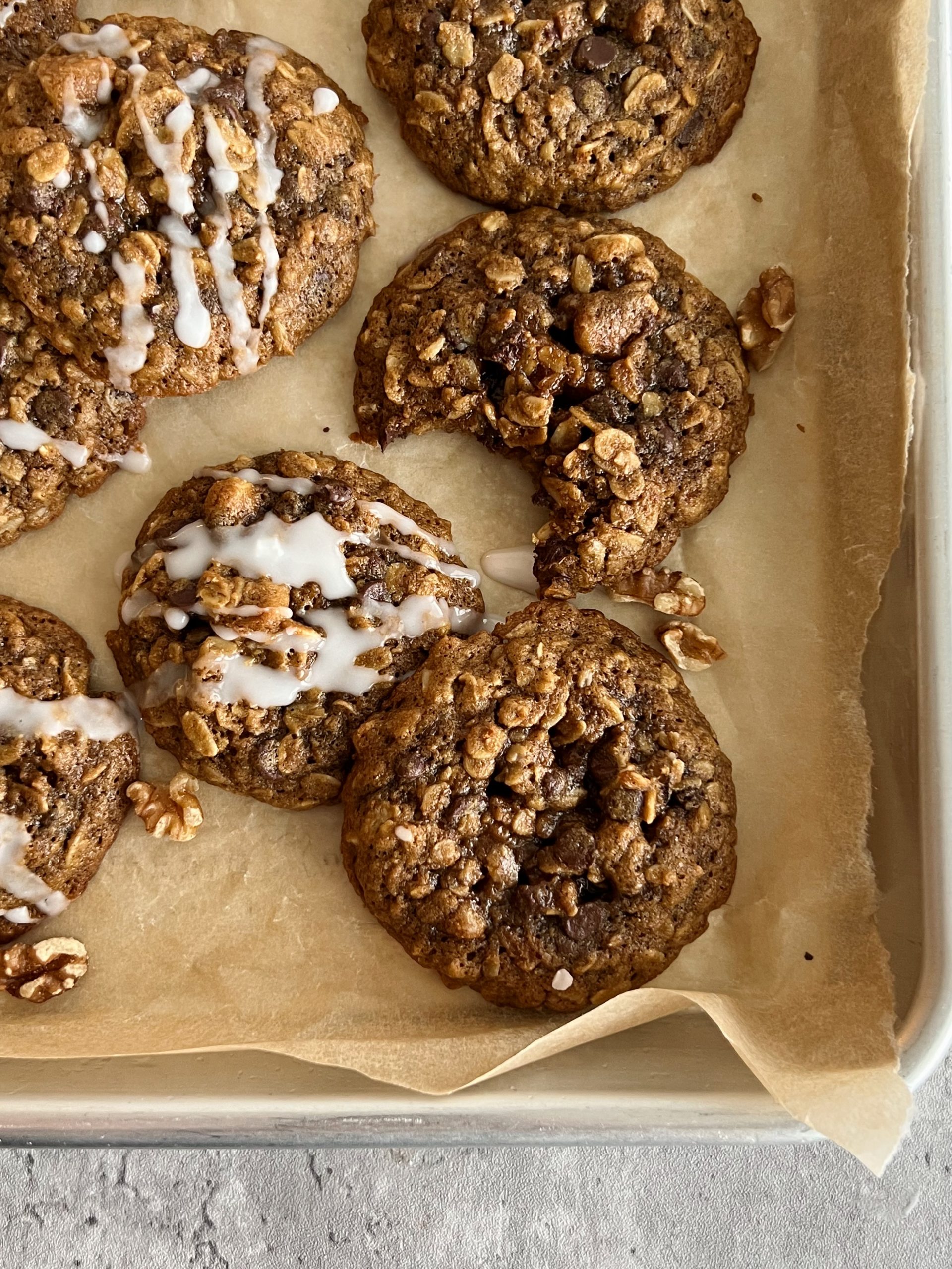 Chocolate Chip Oatmeal Cookies