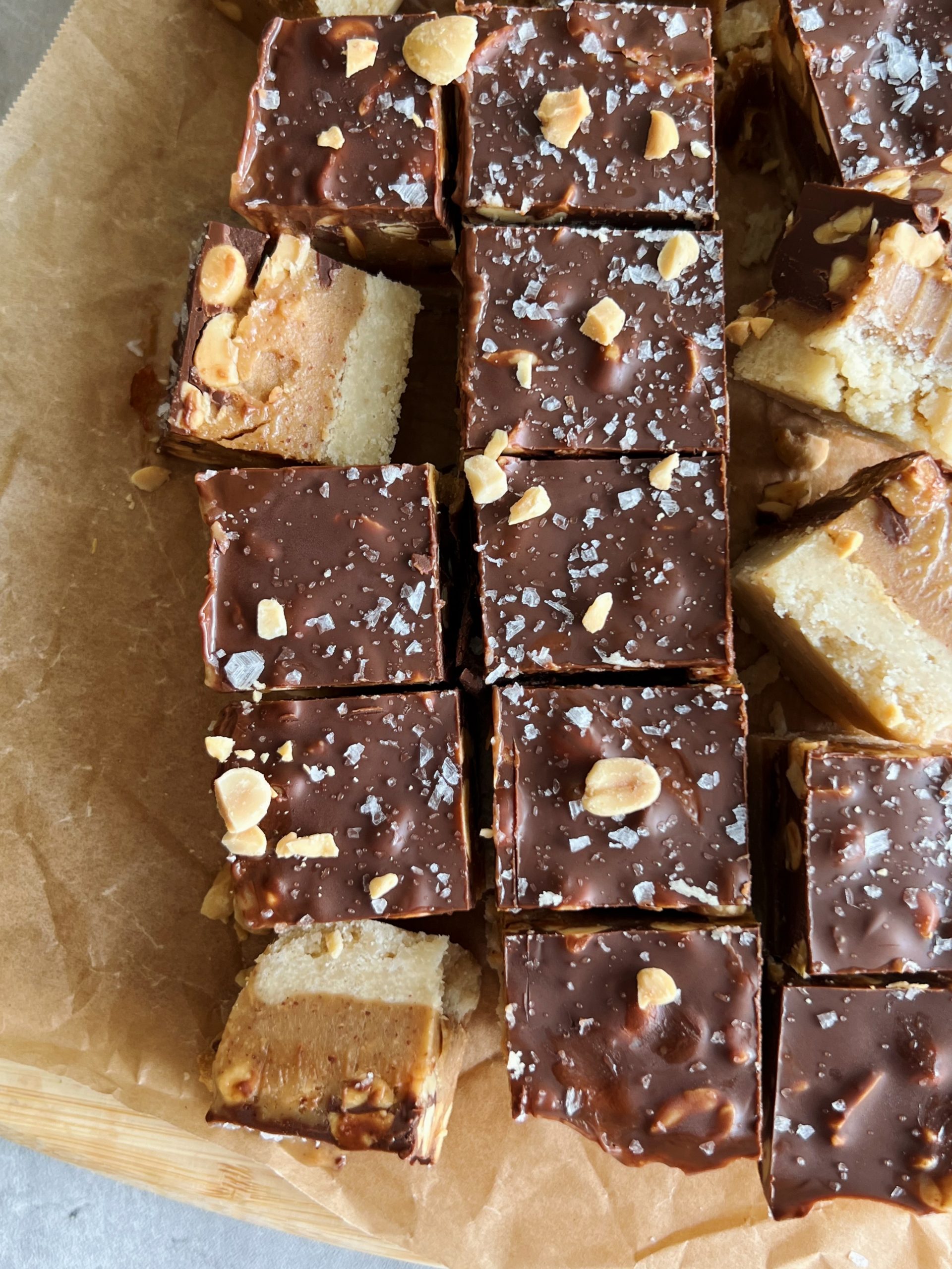 peanut butter shortbread bars
