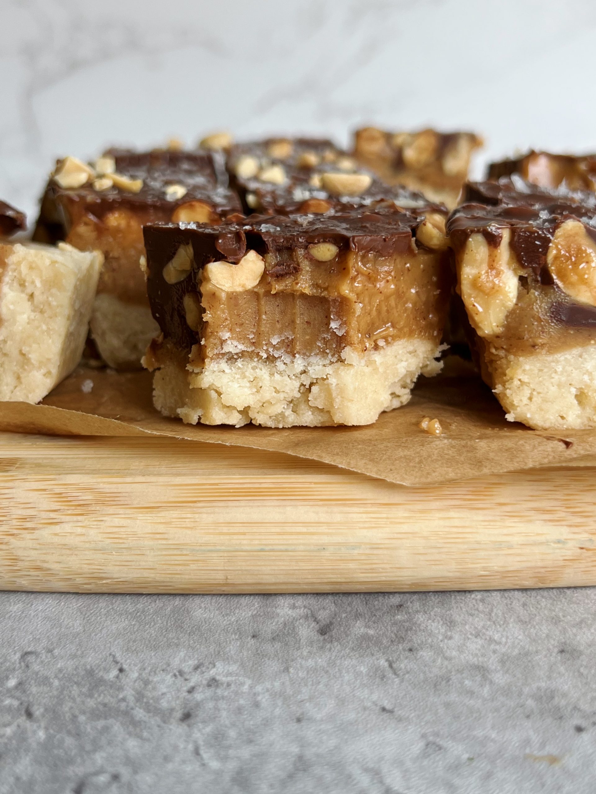 peanut butter shortbread bars