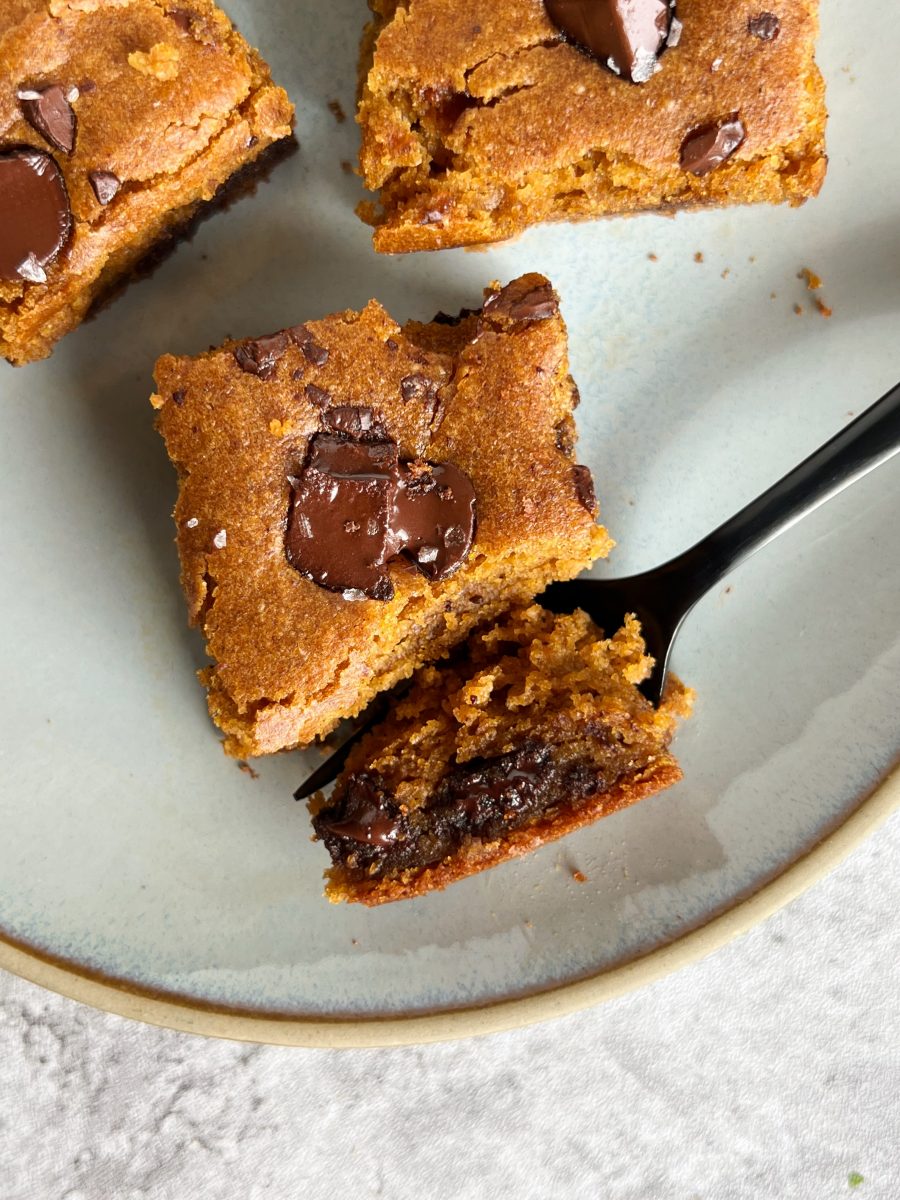 Chocolate Chip Pumpkin Bars 