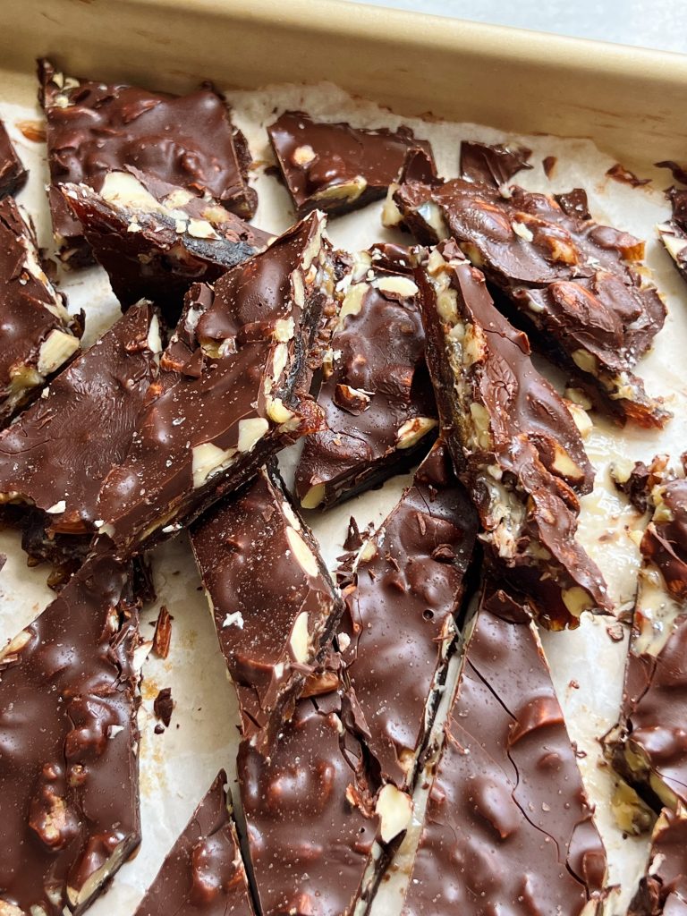 tahini date bark