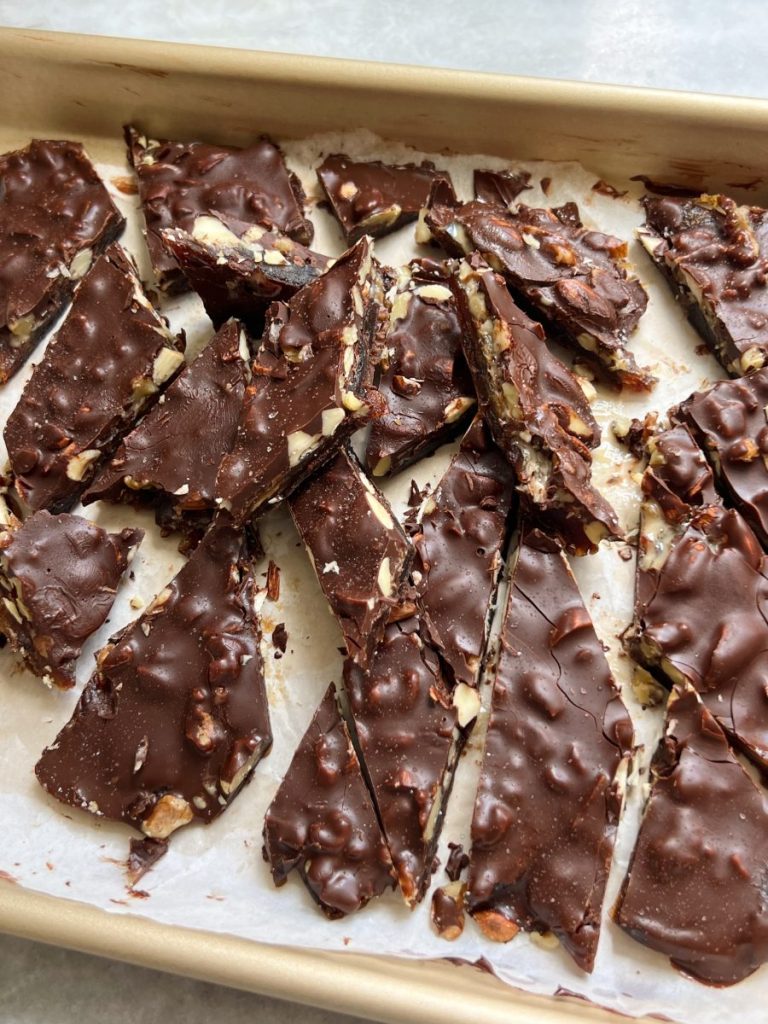 tahini date bark