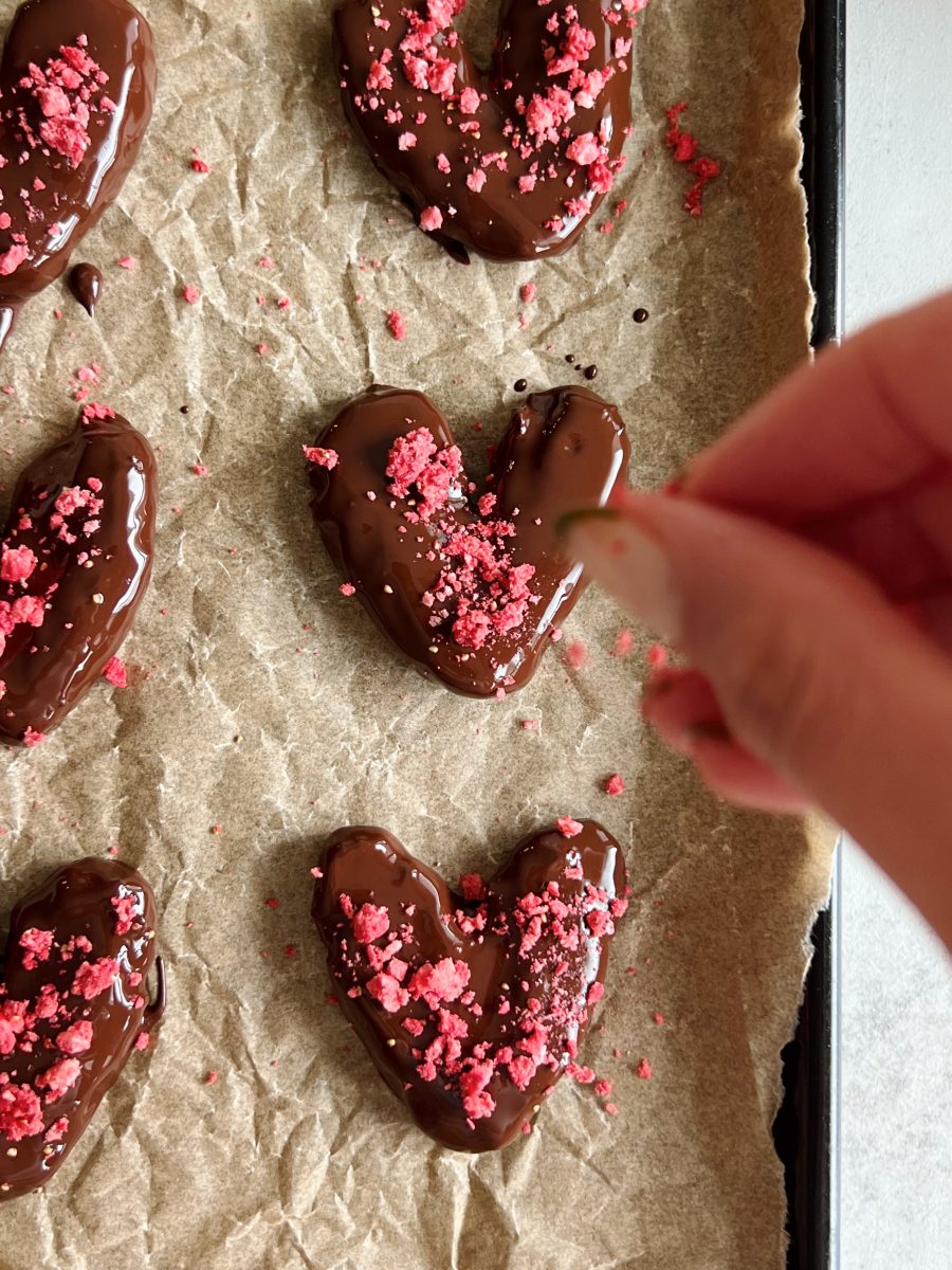 chocolate date hearts