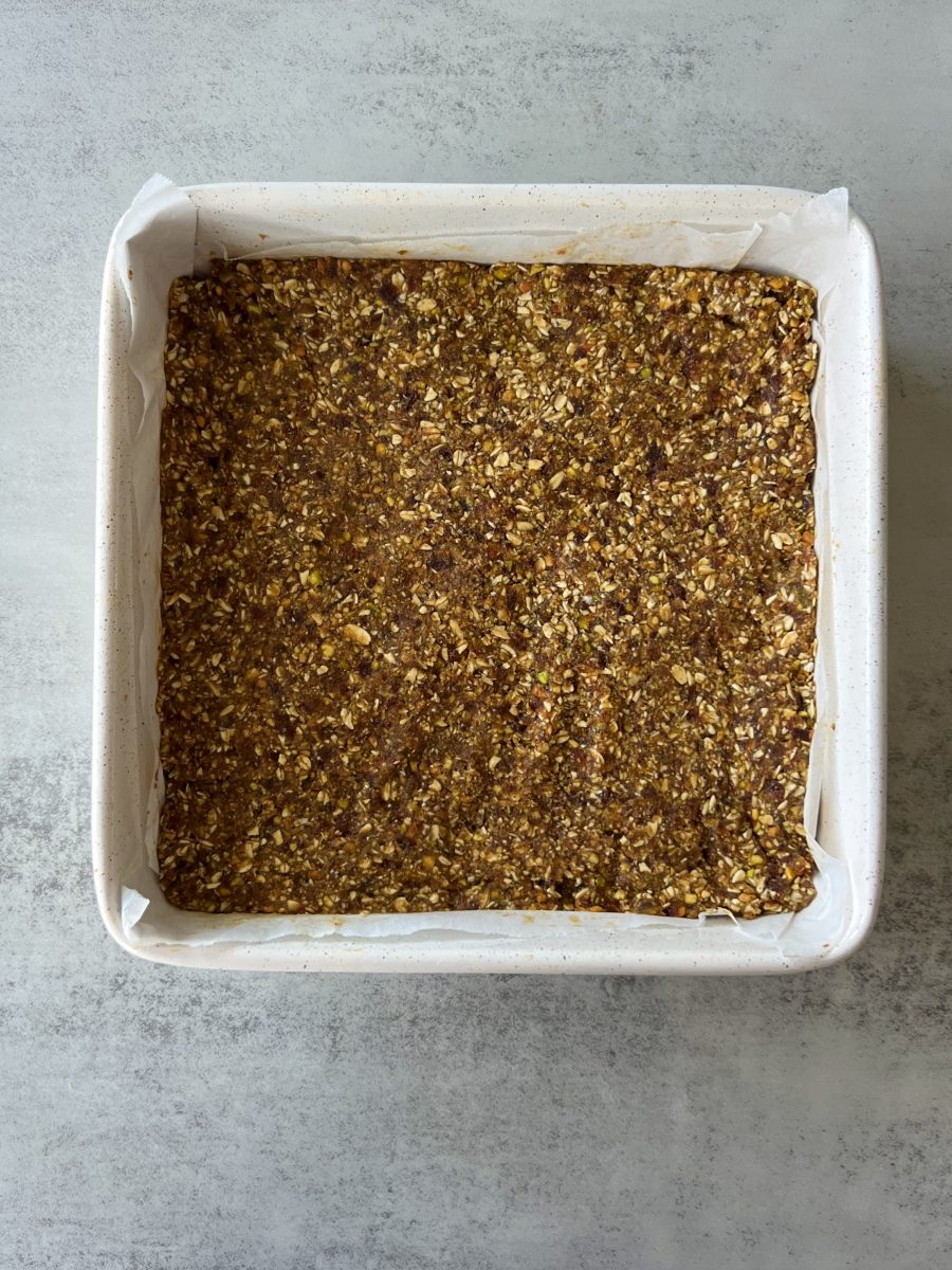 Pistachio Date Bars 