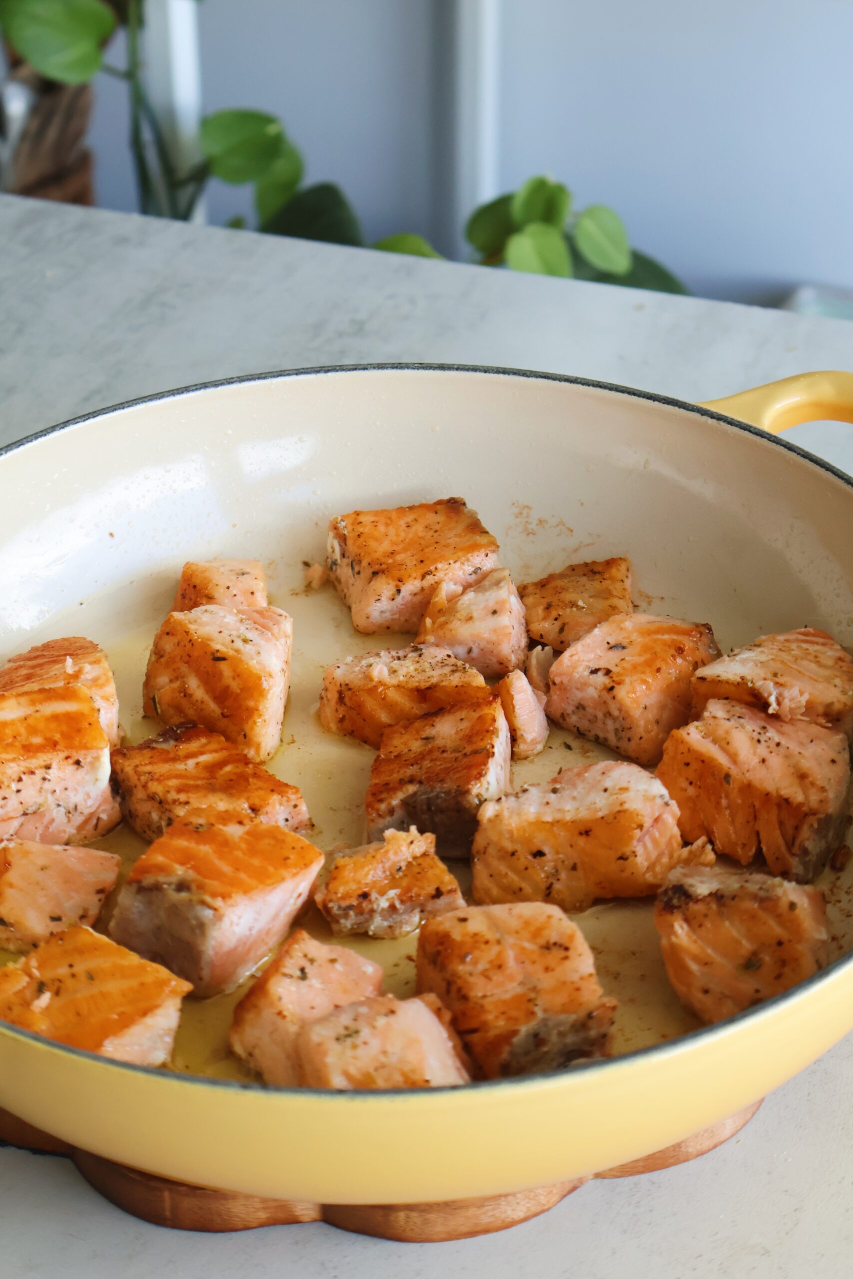 Balsamic Salmon Bites